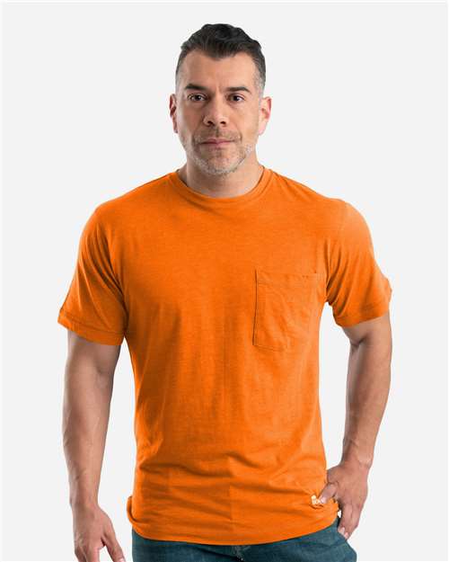 Berne Apparel Men's Lightweight Performance Pocket T-Shirt BSM38