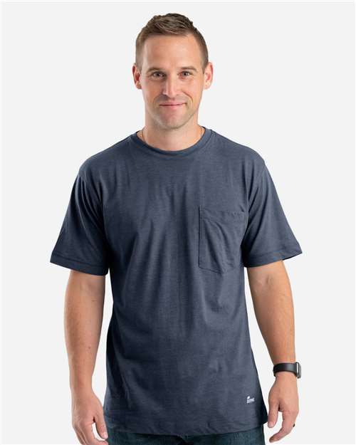 Berne Apparel Men's Lightweight Performance Pocket T-Shirt BSM38