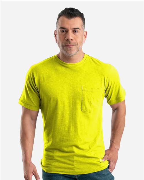 Berne Apparel Men's Lightweight Performance Pocket T-Shirt BSM38