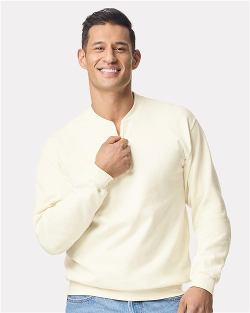 Gildan Unisex Softstyle® Midweight Quarter-Zip Sweatshirt SF008