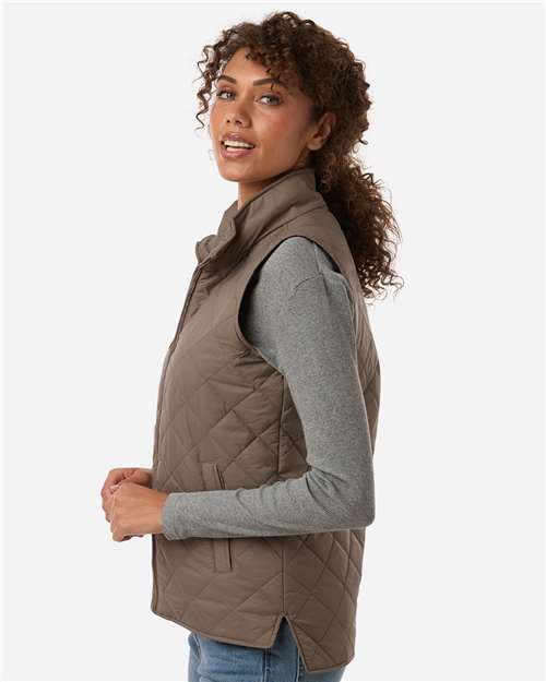 Weatherproof Women's Vintage Diamond Quilted Vest W207359