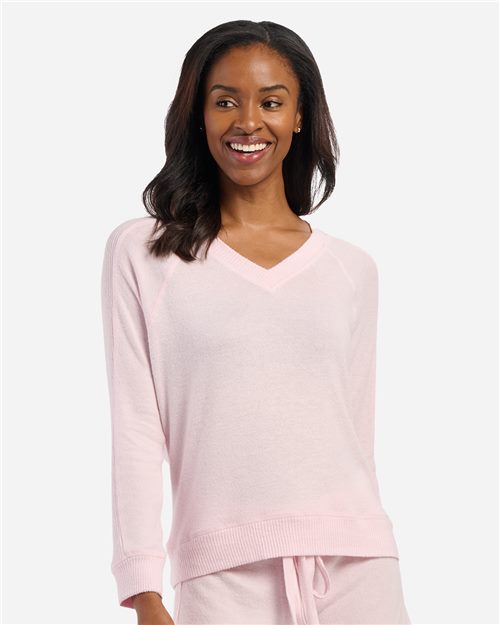 Boxercraft Women's Cuddle V-Neck Pullover BW1201